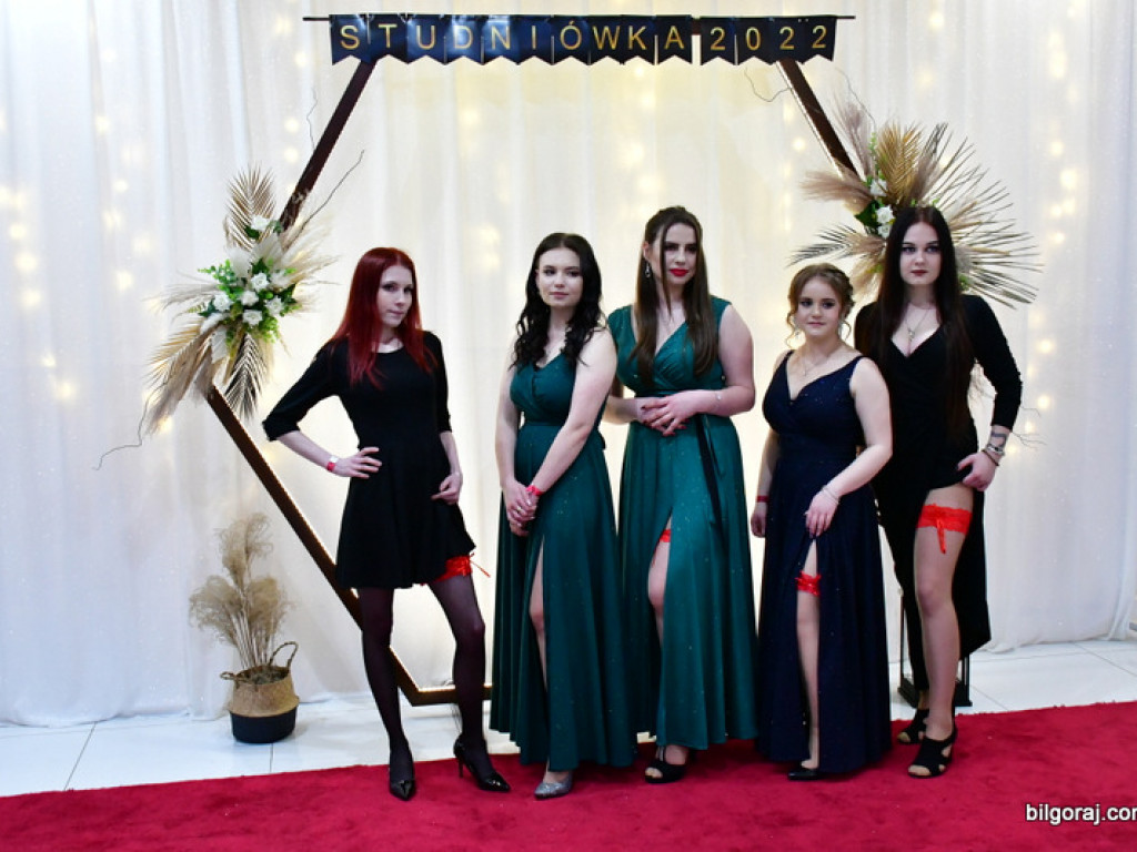 Studniówka uczniów ZSZiO (FOTO, VIDEO)