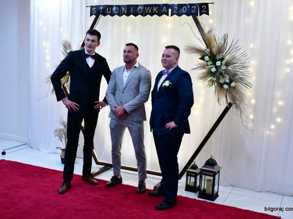 Studniówka uczniów ZSZiO (FOTO, VIDEO)