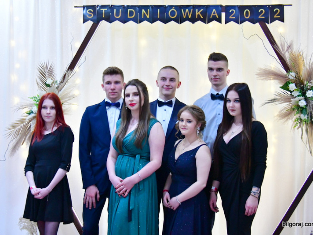 Studniówka uczniów ZSZiO (FOTO, VIDEO)