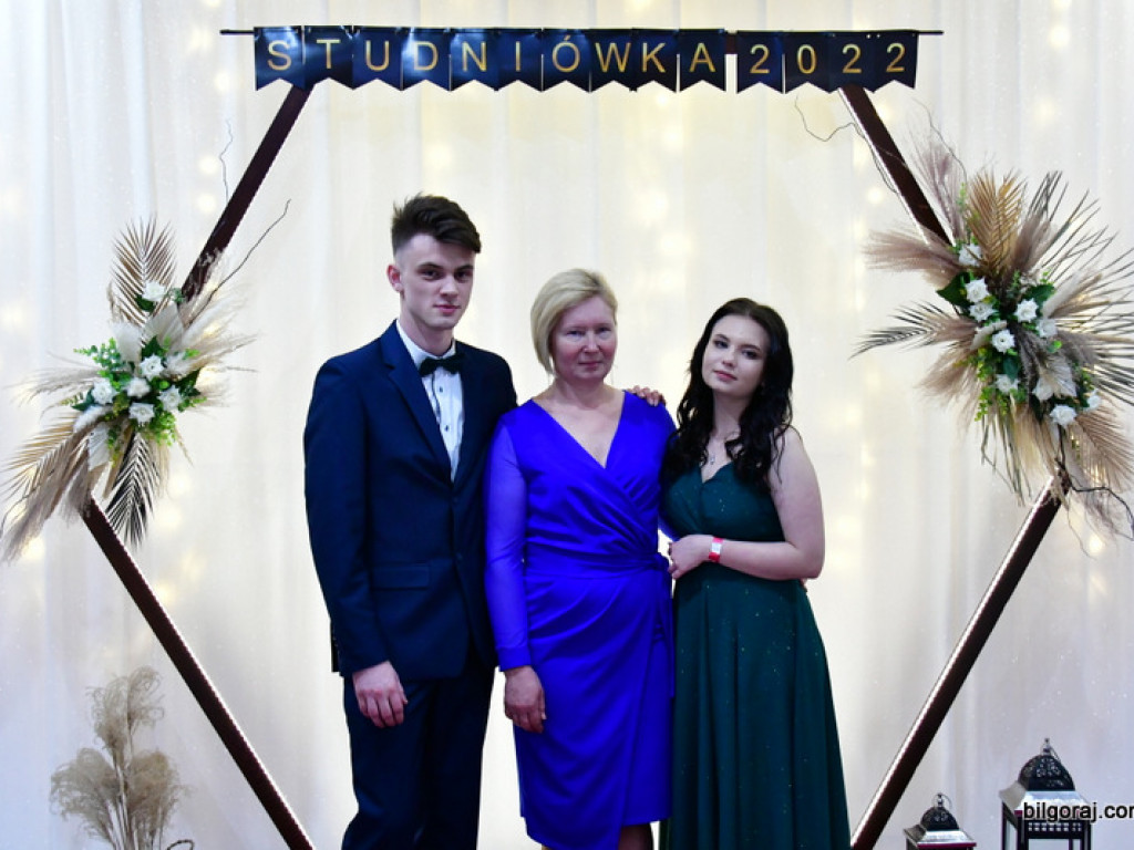 Studniówka uczniów ZSZiO (FOTO, VIDEO)