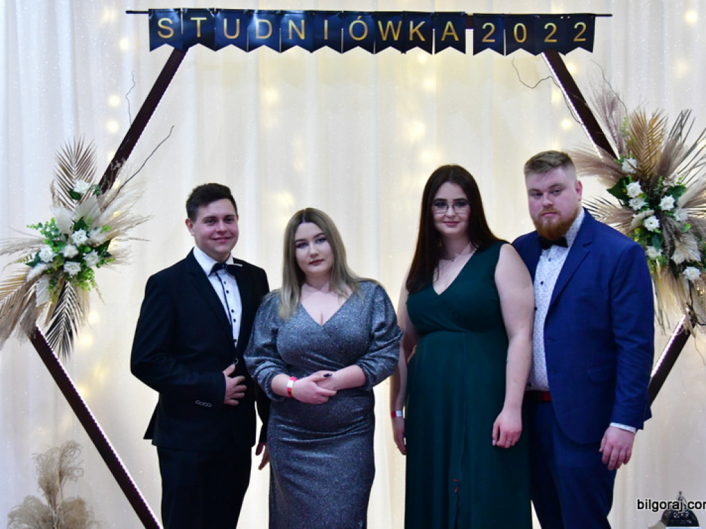 Studniówka uczniów ZSZiO (FOTO, VIDEO)