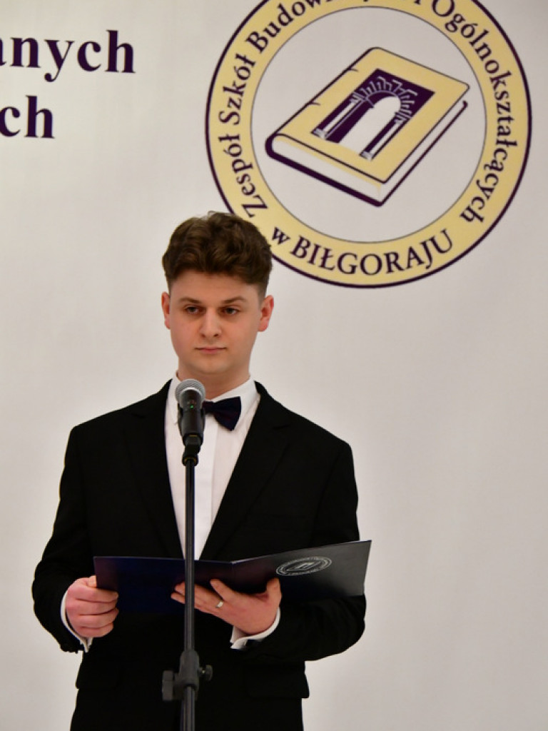Studniówka Zespołu Szkół Budowlanych i Ogólnokształcących (FOTO, VIDEO)