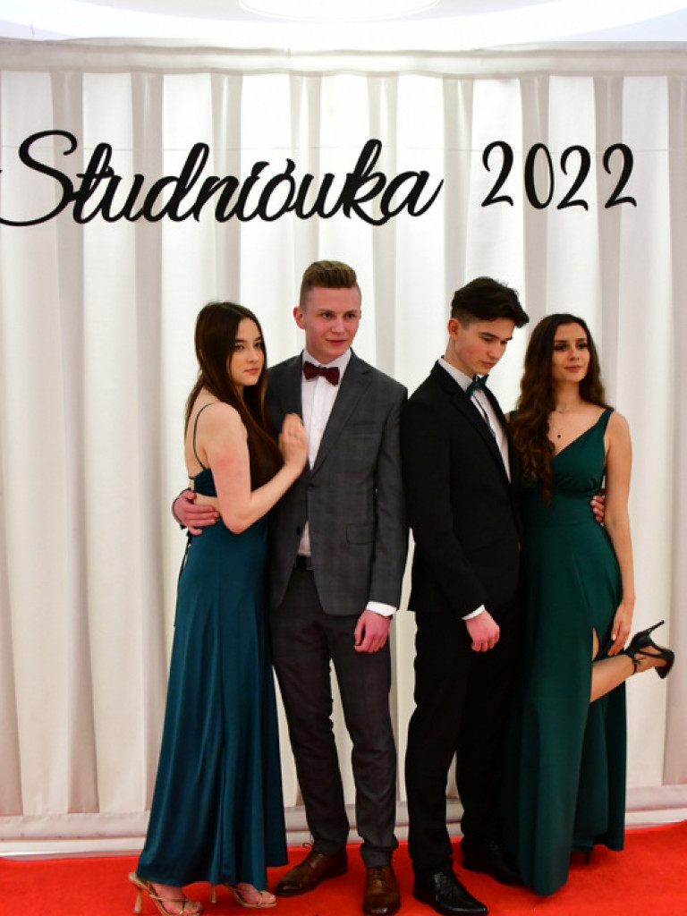 Studniówka Zespołu Szkół Budowlanych i Ogólnokształcących (FOTO, VIDEO)