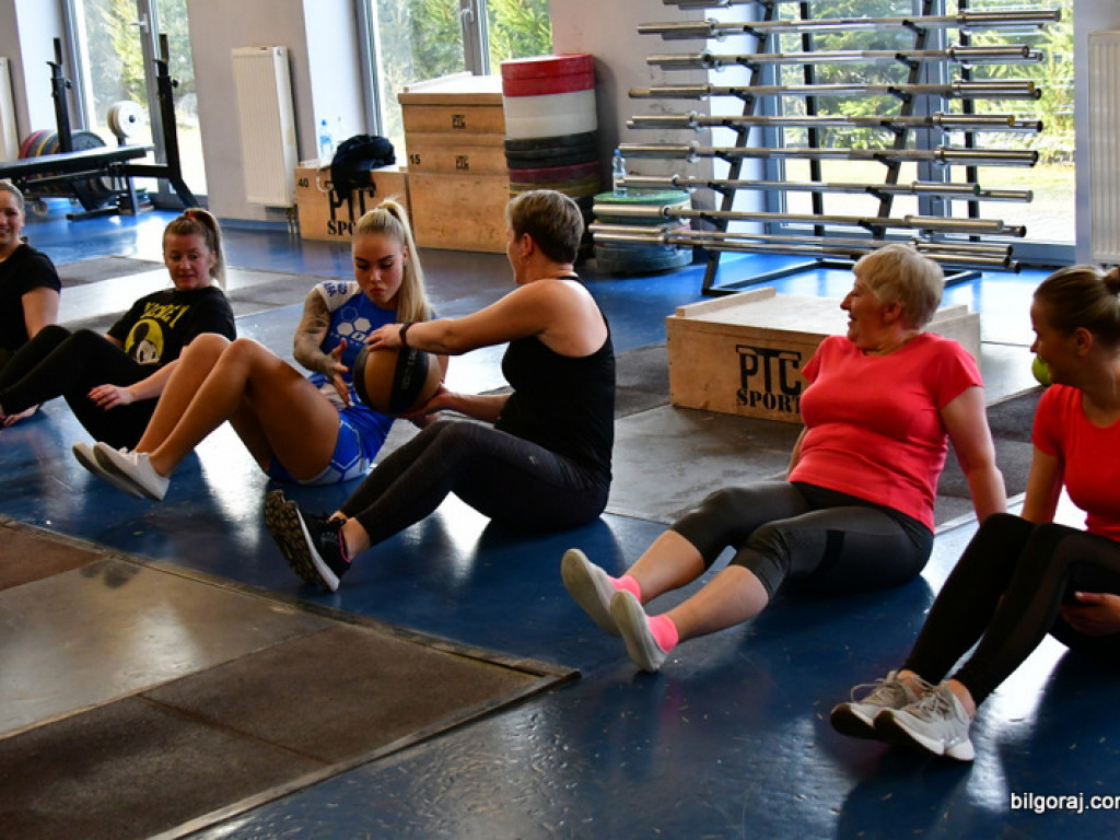 Sportowy Dzień Kobiet (FOTO, VIDEO)