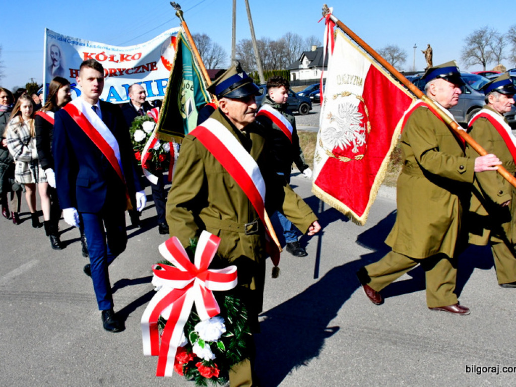 79. rocznica pacyfikacji Różańca. Mieszkańcy uczcili pamięć ofiar (FOTO)
