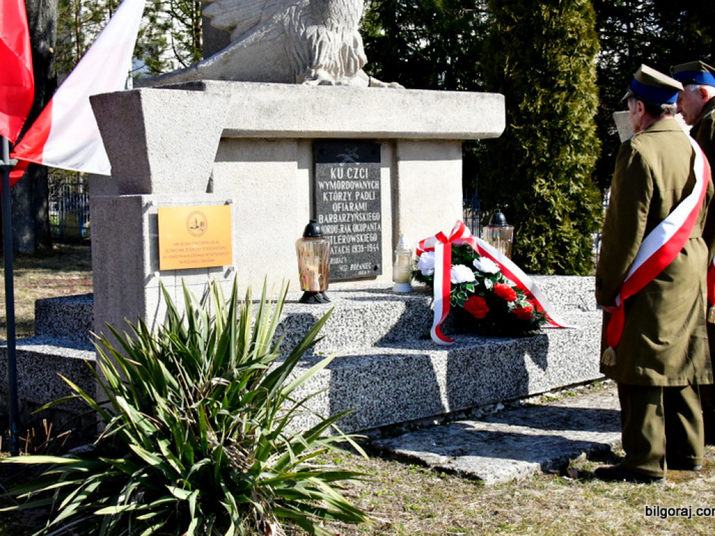 79. rocznica pacyfikacji Różańca. Mieszkańcy uczcili pamięć ofiar (FOTO)