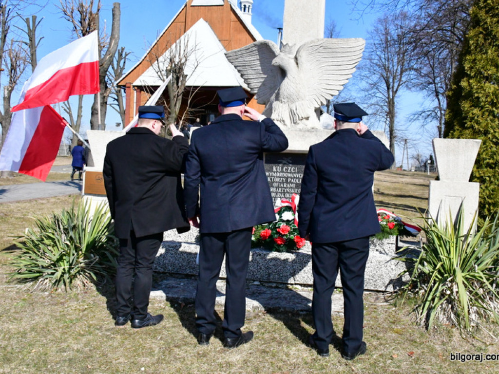 79. rocznica pacyfikacji Różańca. Mieszkańcy uczcili pamięć ofiar (FOTO)