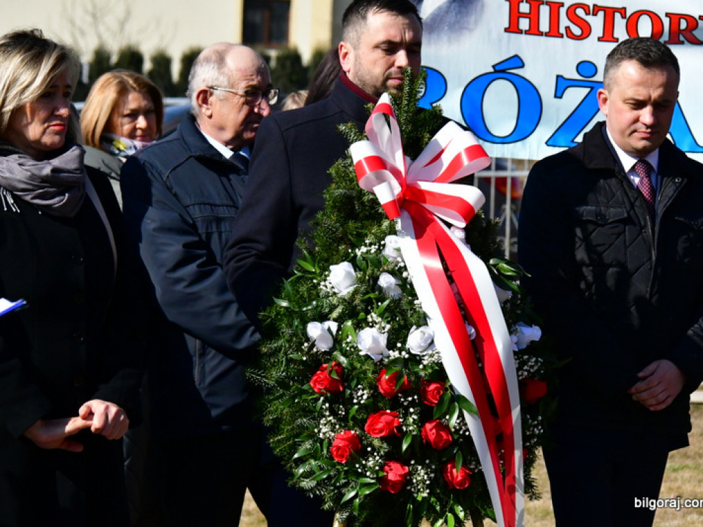 79. rocznica pacyfikacji Różańca. Mieszkańcy uczcili pamięć ofiar (FOTO)