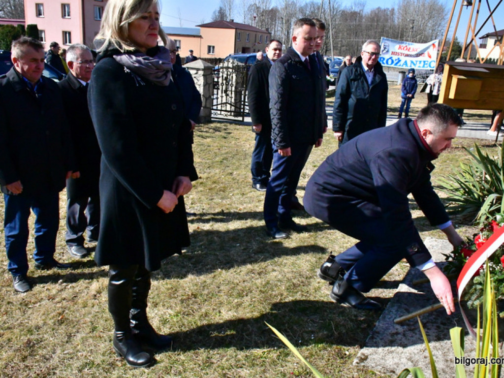 79. rocznica pacyfikacji Różańca. Mieszkańcy uczcili pamięć ofiar (FOTO)