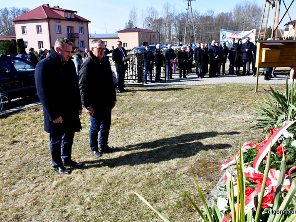 79. rocznica pacyfikacji Różańca. Mieszkańcy uczcili pamięć ofiar (FOTO)