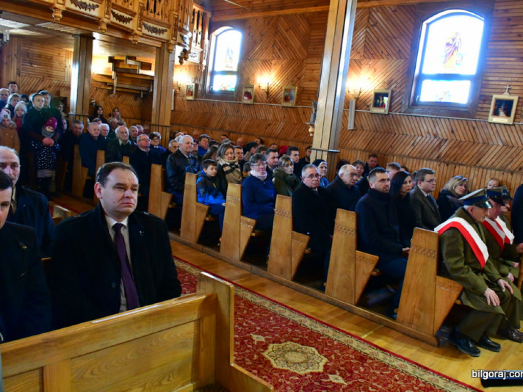 79. rocznica pacyfikacji Różańca. Mieszkańcy uczcili pamięć ofiar (FOTO)