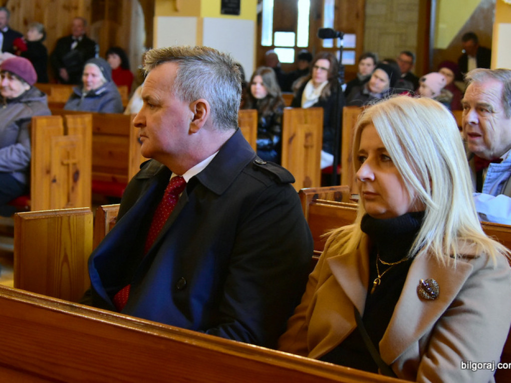 Pieśni Pasyjne i Pokutne w wykonaniu chórów zabrzmiały w Korytkowie Dużym (FOTO)