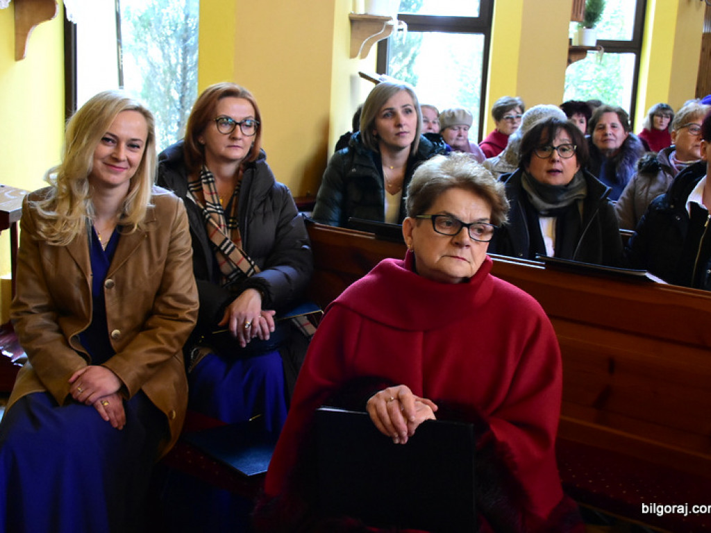 Pieśni Pasyjne i Pokutne w wykonaniu chórów zabrzmiały w Korytkowie Dużym (FOTO)