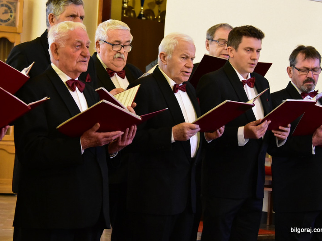 Pieśni Pasyjne i Pokutne w wykonaniu chórów zabrzmiały w Korytkowie Dużym (FOTO)
