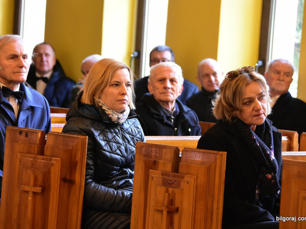 Pieśni Pasyjne i Pokutne w wykonaniu chórów zabrzmiały w Korytkowie Dużym (FOTO)