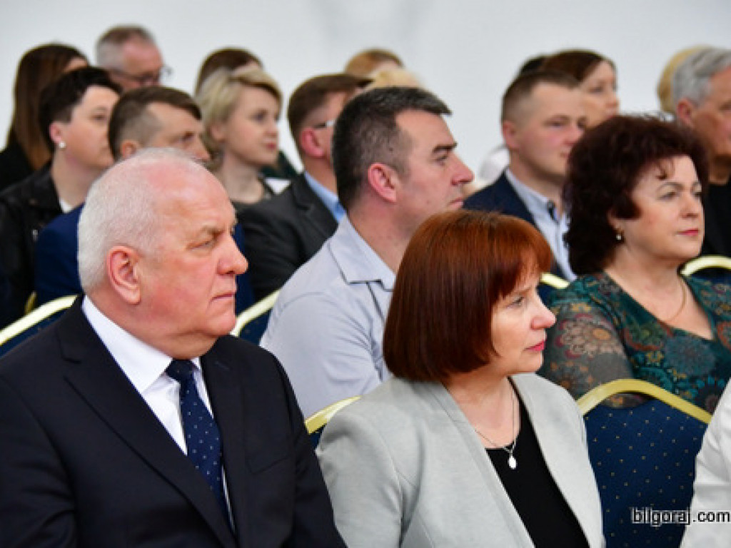 W Chmielku oddano do użytku nowa halę sportową (FOTO)