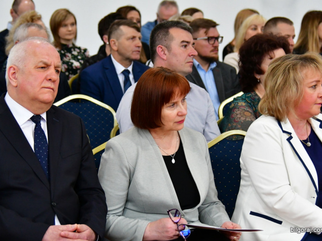 W Chmielku oddano do użytku nowa halę sportową (FOTO)