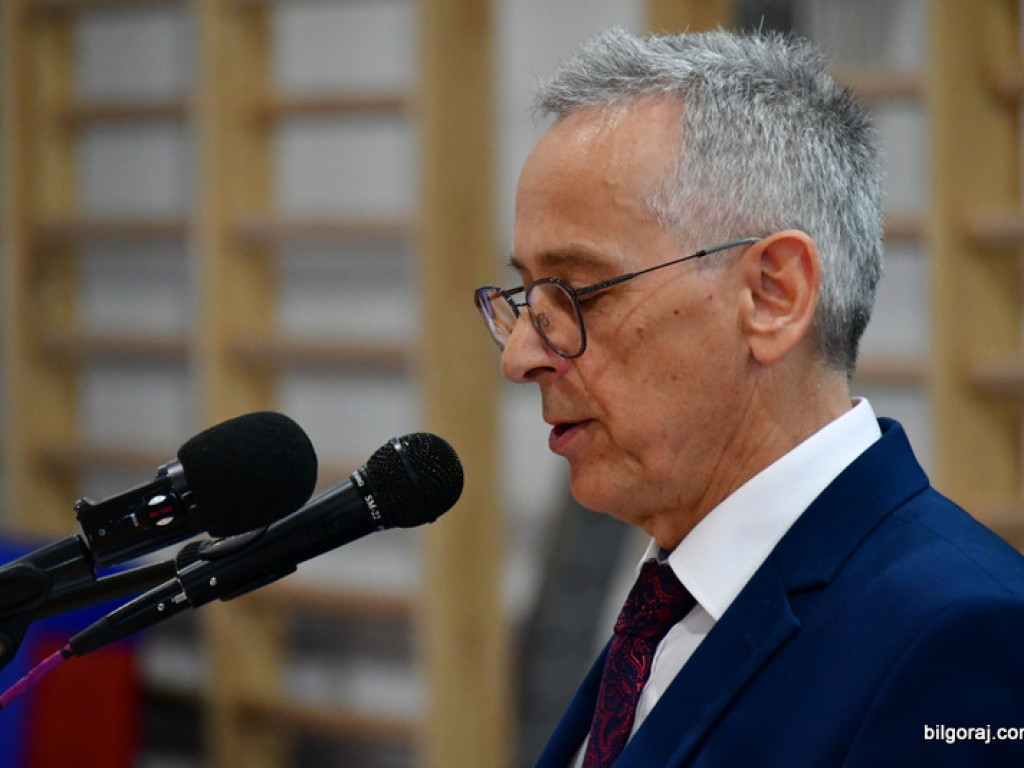 W Chmielku oddano do użytku nowa halę sportową (FOTO)