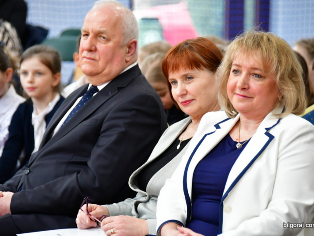 W Chmielku oddano do użytku nowa halę sportową (FOTO)