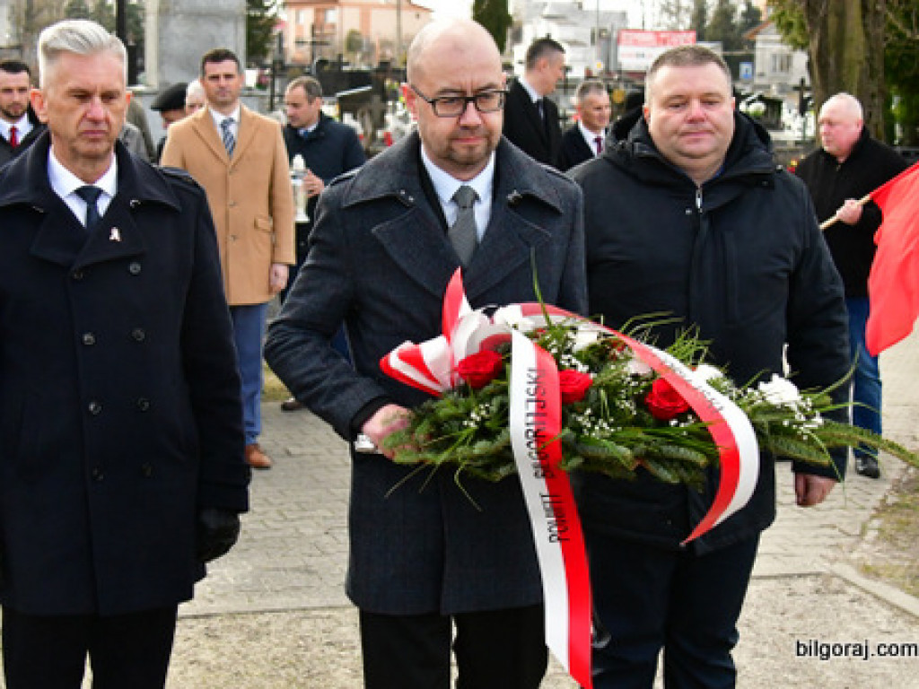 Uczczono ofiary mordu katyńskiego i katastrofy smoleńskiej