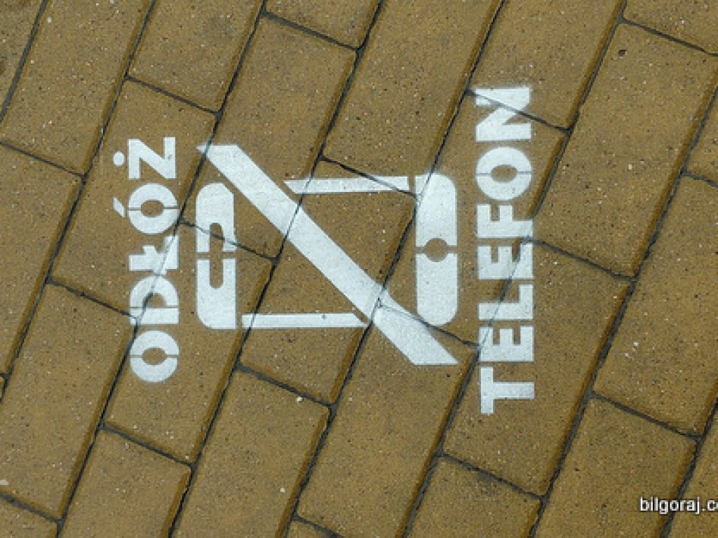 Odłóż telefon