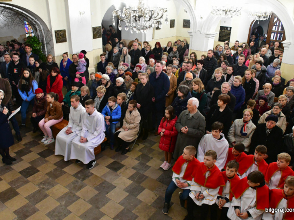 Wielki Piątek, dzień Męki i Śmierci Chrystusa (FOTO)