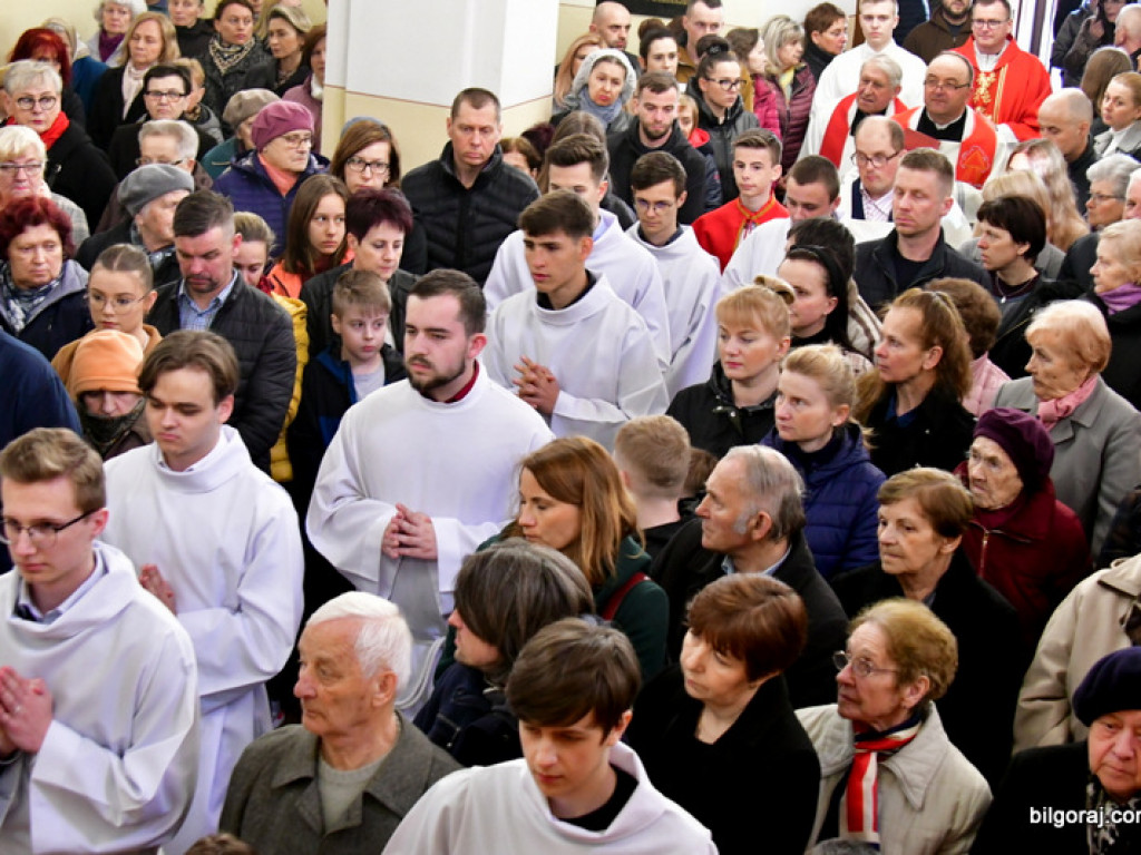 Wielki Piątek, dzień Męki i Śmierci Chrystusa (FOTO)