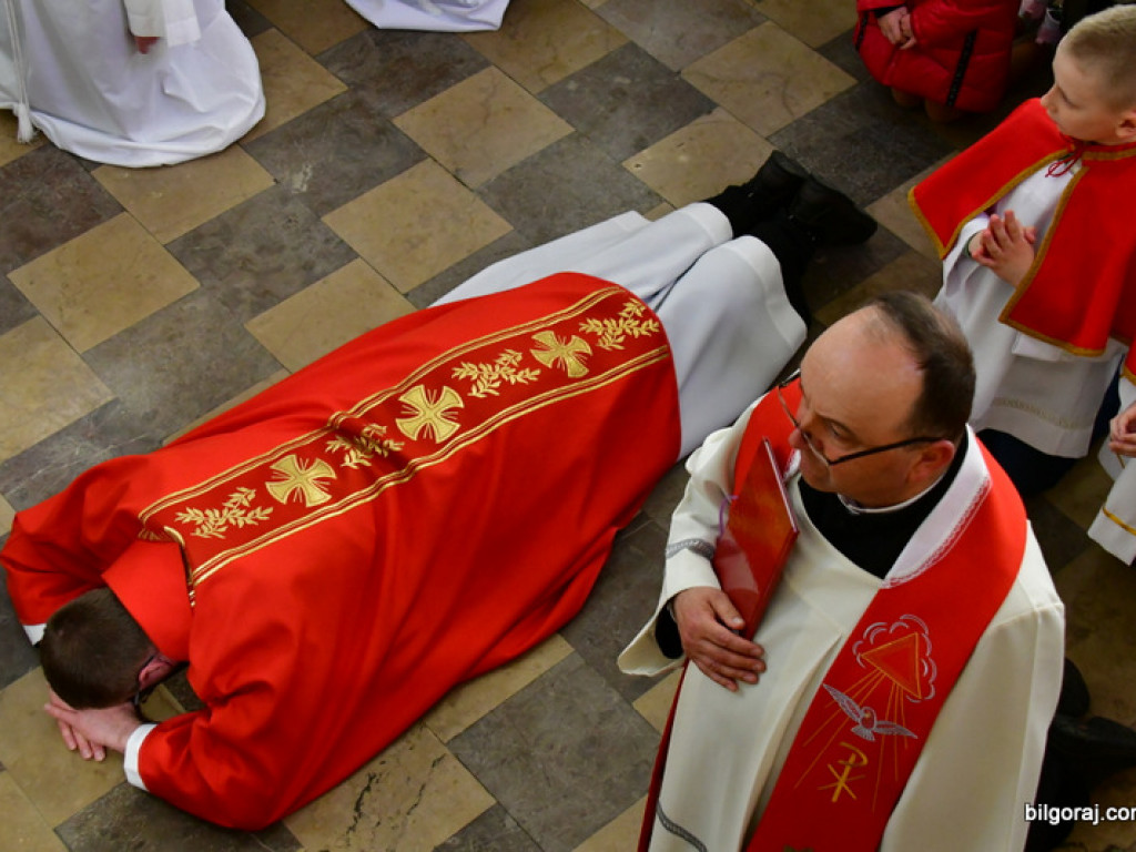 Wielki Piątek, dzień Męki i Śmierci Chrystusa (FOTO)