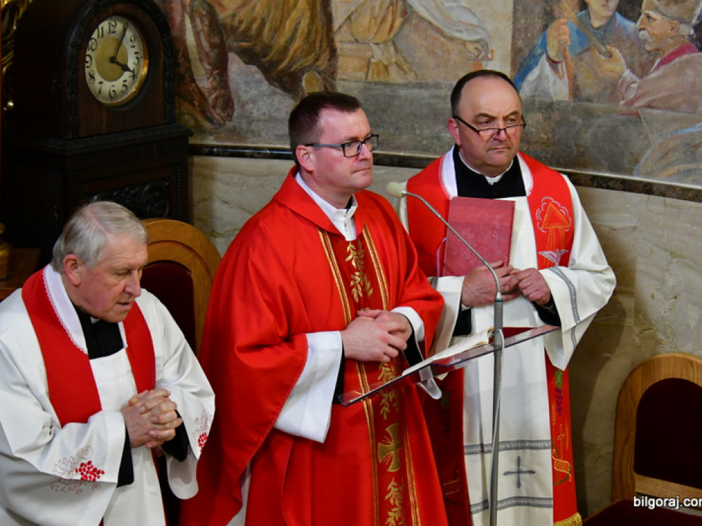 Wielki Piątek, dzień Męki i Śmierci Chrystusa (FOTO)