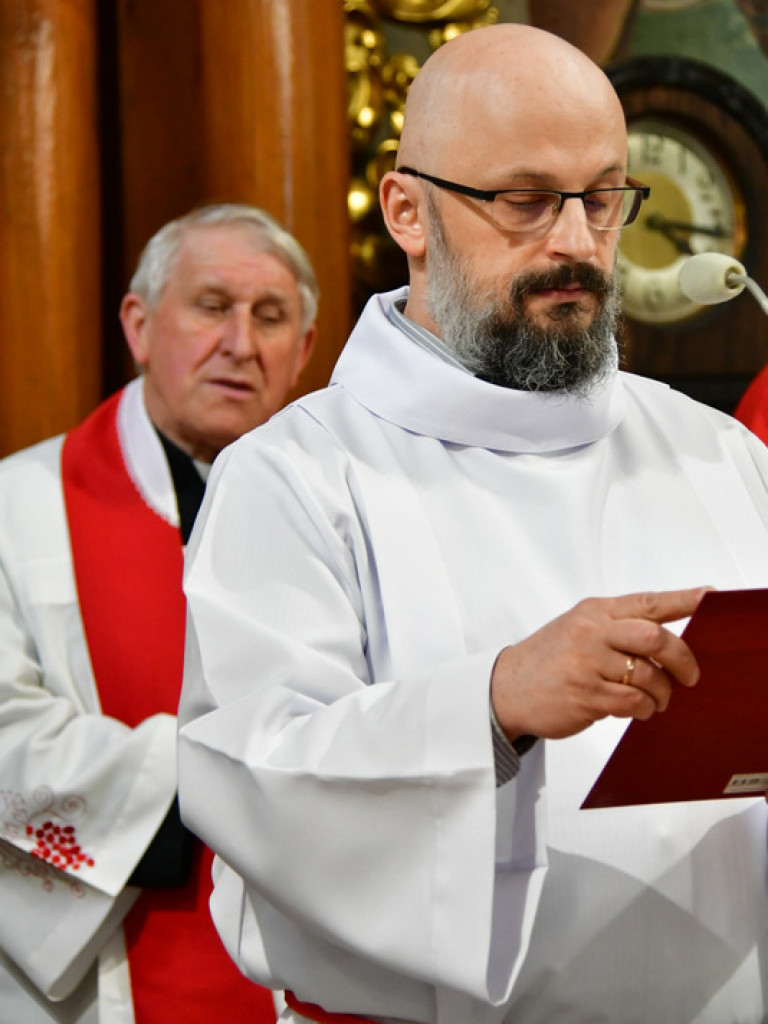 Wielki Piątek, dzień Męki i Śmierci Chrystusa (FOTO)