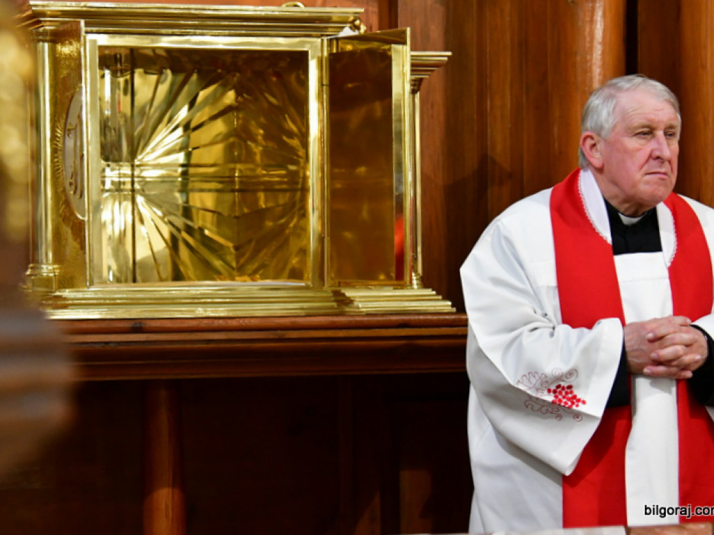 Wielki Piątek, dzień Męki i Śmierci Chrystusa (FOTO)