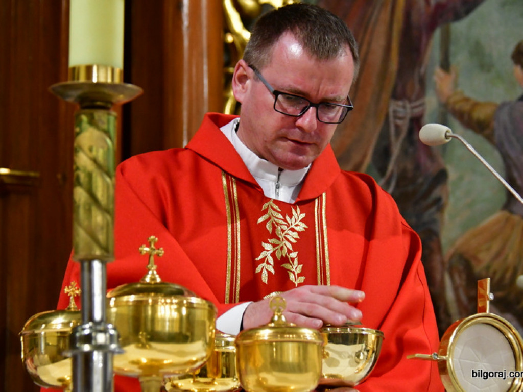 Wielki Piątek, dzień Męki i Śmierci Chrystusa (FOTO)