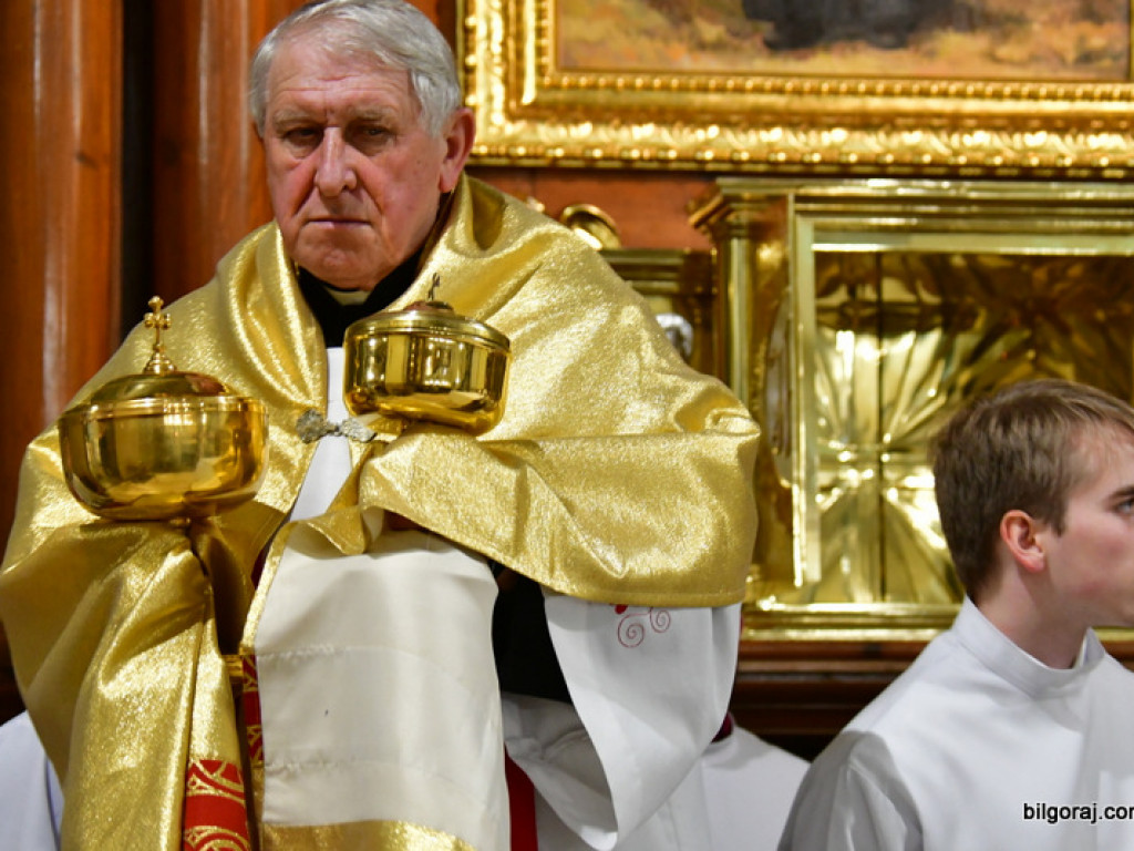 Wielki Piątek, dzień Męki i Śmierci Chrystusa (FOTO)