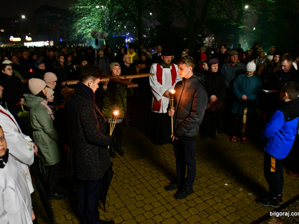 Via crucis po biłgorajsku (FOTO)