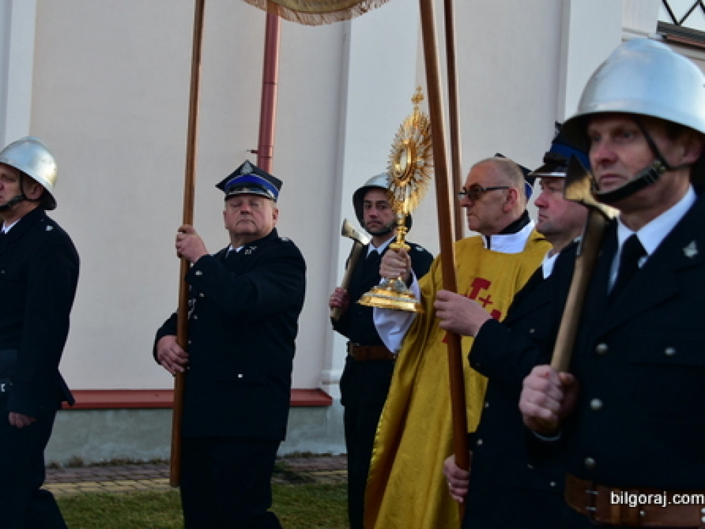 Zwyczaje wielkanocne, straż u Grobu Pańskiego i zapłata jajkami