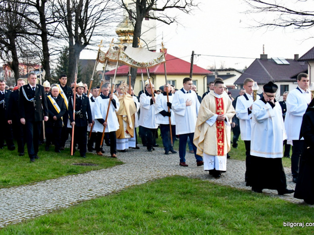 Chrystus Zmartwychwstał! Rezurekcja (FOTO)