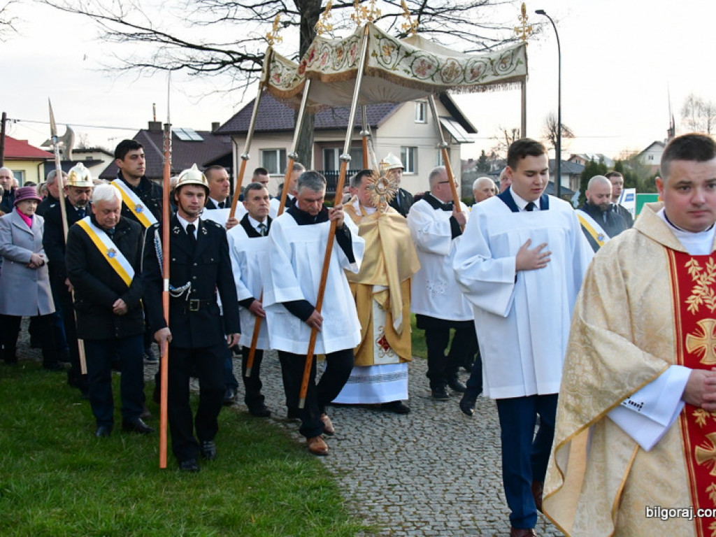 Chrystus Zmartwychwstał! Rezurekcja (FOTO)