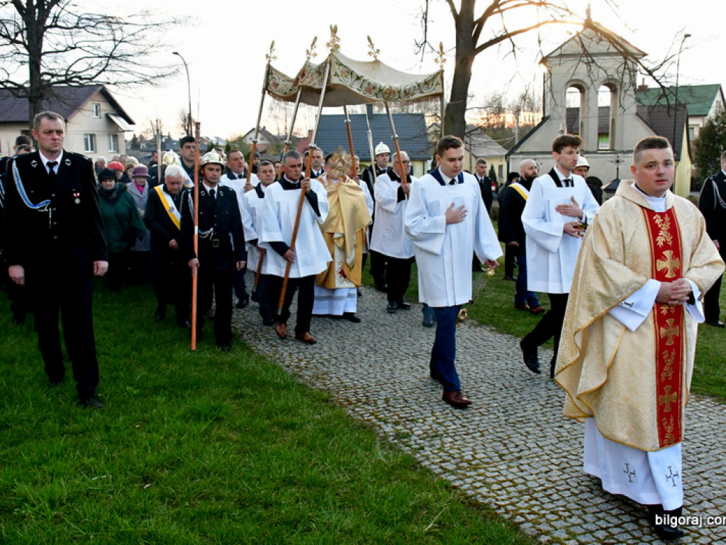 Chrystus Zmartwychwstał! Rezurekcja (FOTO)
