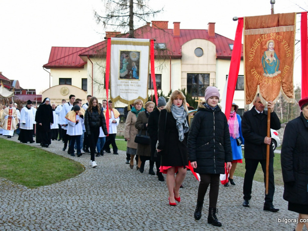 Chrystus Zmartwychwstał! Rezurekcja (FOTO)