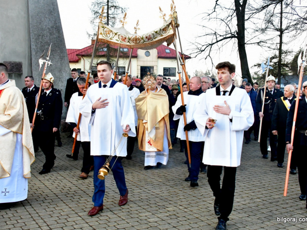 Chrystus Zmartwychwstał! Rezurekcja (FOTO)