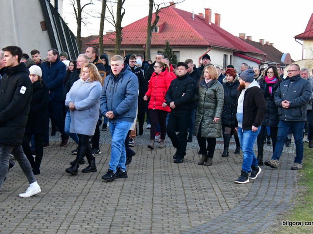 Chrystus Zmartwychwstał! Rezurekcja (FOTO)