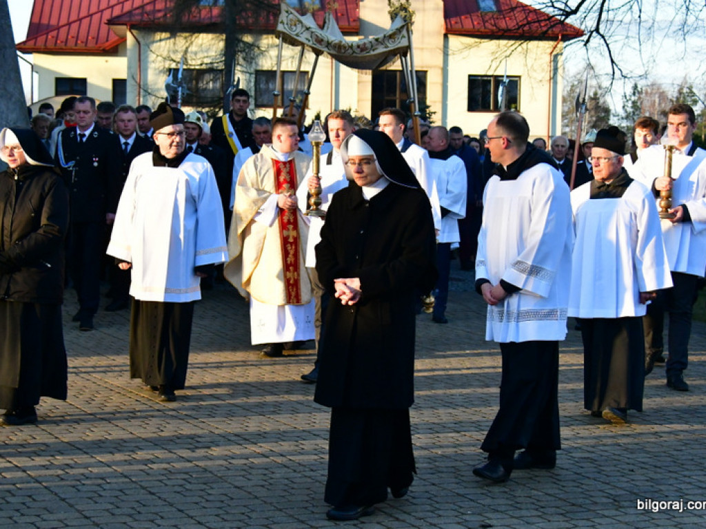 Chrystus Zmartwychwstał! Rezurekcja (FOTO)