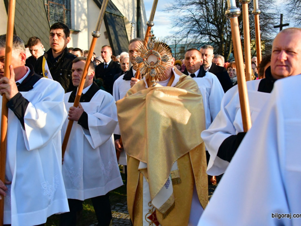 Chrystus Zmartwychwstał! Rezurekcja (FOTO)