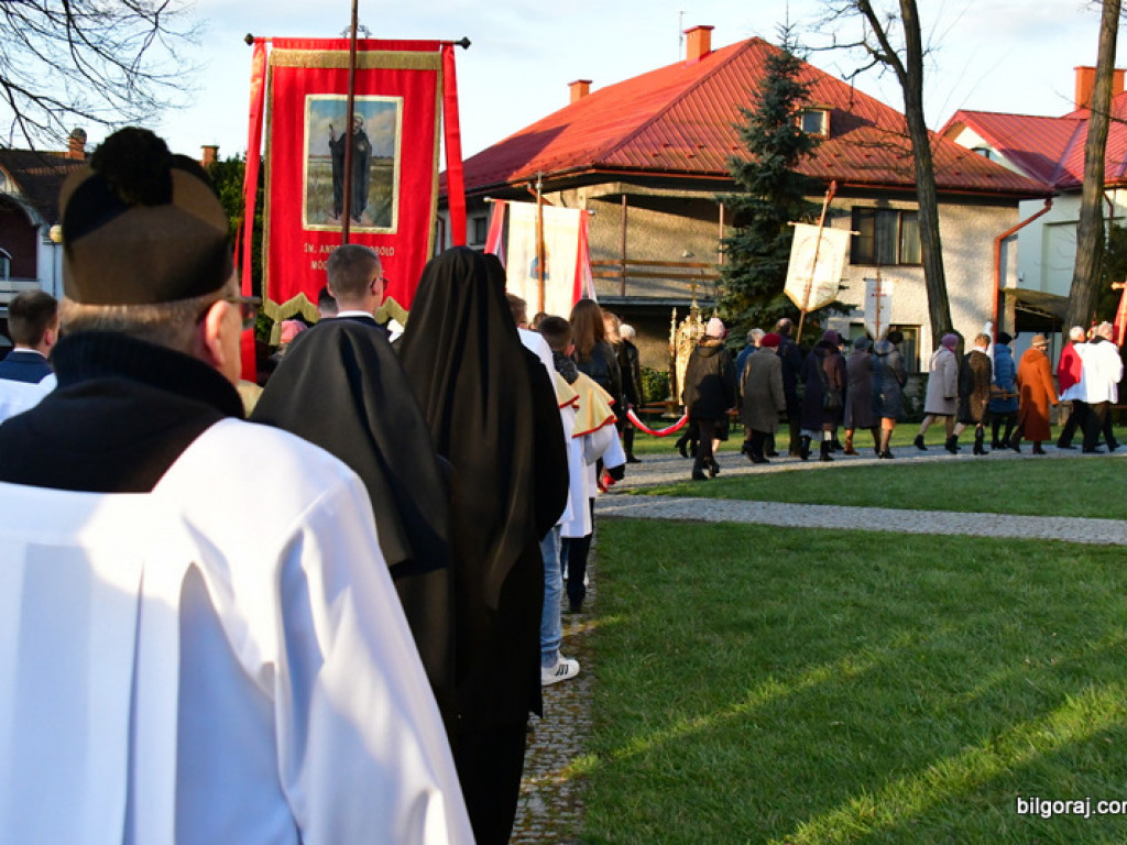 Chrystus Zmartwychwstał! Rezurekcja (FOTO)