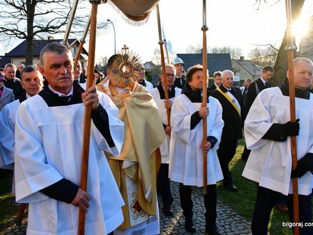 Chrystus Zmartwychwstał! Rezurekcja (FOTO)