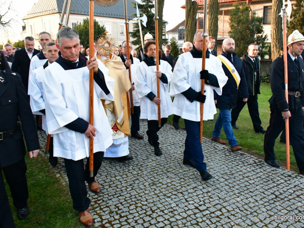 Chrystus Zmartwychwstał! Rezurekcja (FOTO)