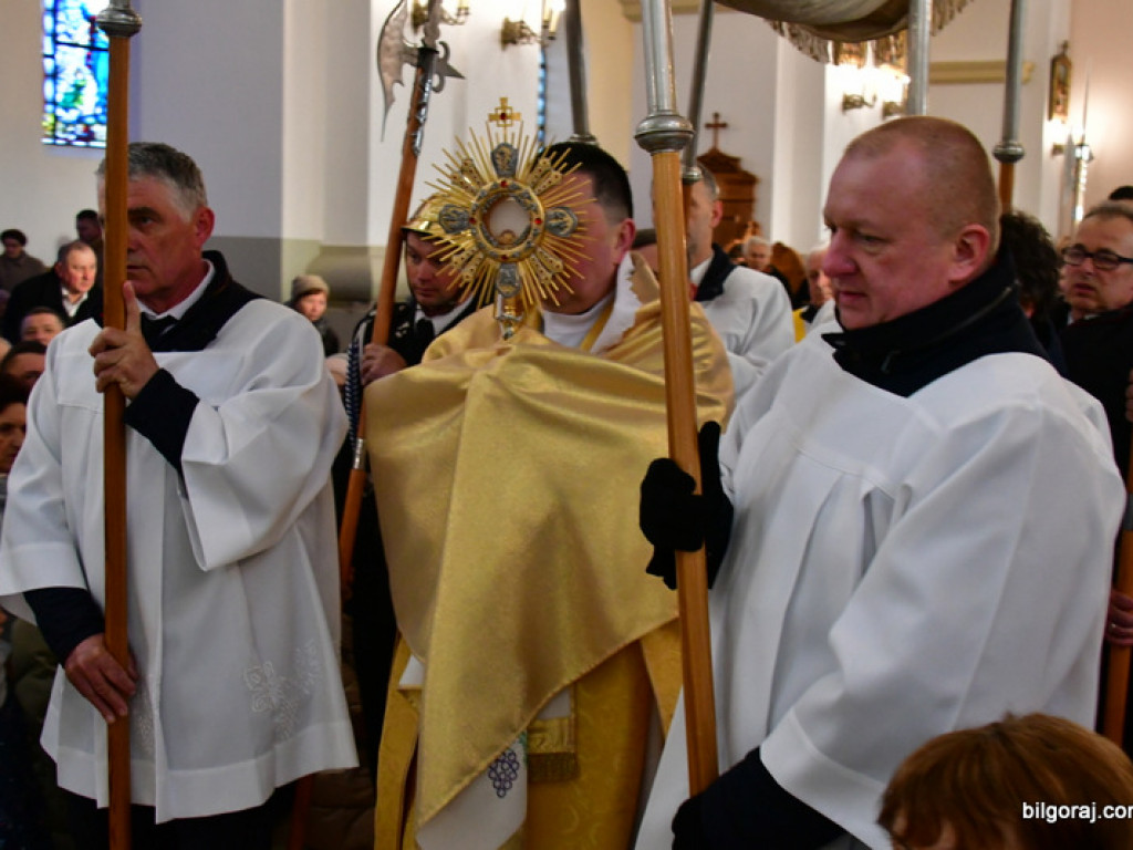 Chrystus Zmartwychwstał! Rezurekcja (FOTO)