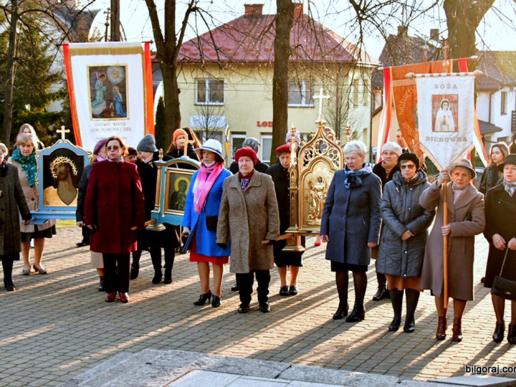 Chrystus Zmartwychwstał! Rezurekcja (FOTO)