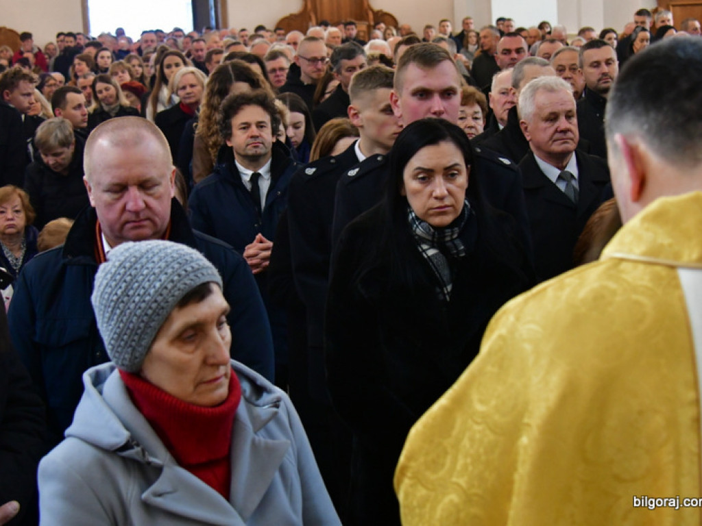 Chrystus Zmartwychwstał! Rezurekcja (FOTO)