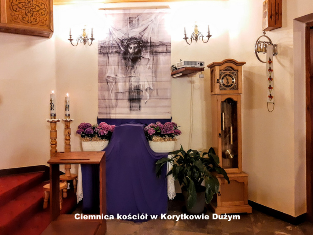Ciemnice i Groby Pańskie w kościołach powiatu biłgorajskiego (FOTO)